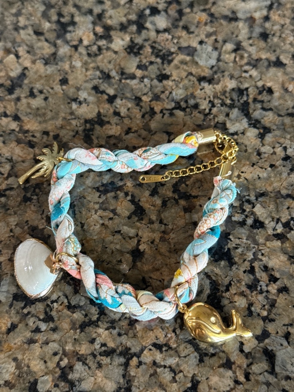 Accessory Bundle - Styled Collection - Picture 13 of 15
